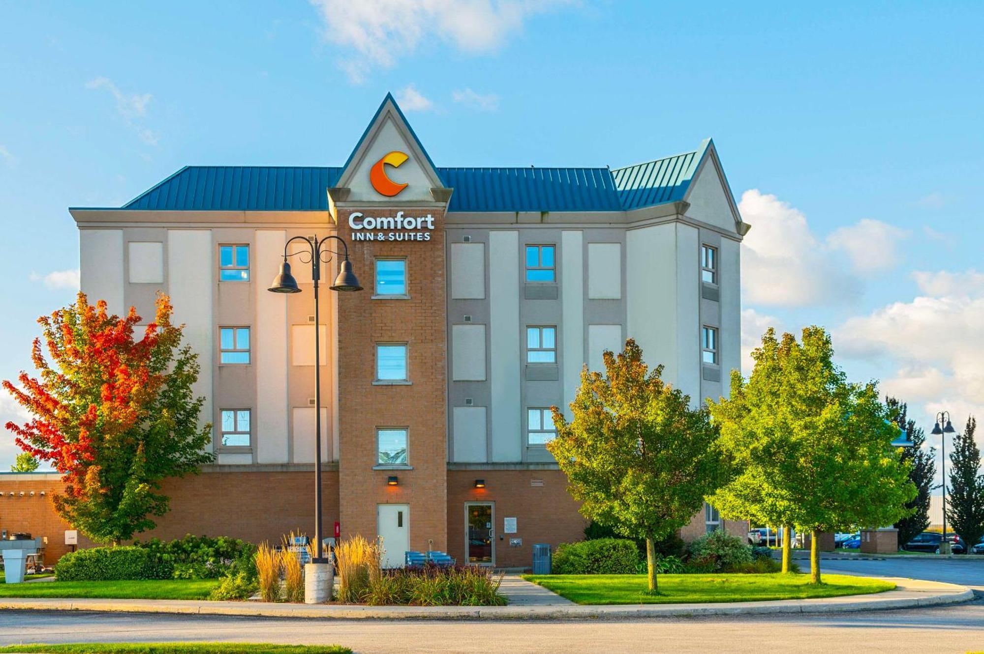 Comfort Inn & Suites Кинкардин Экстерьер фото